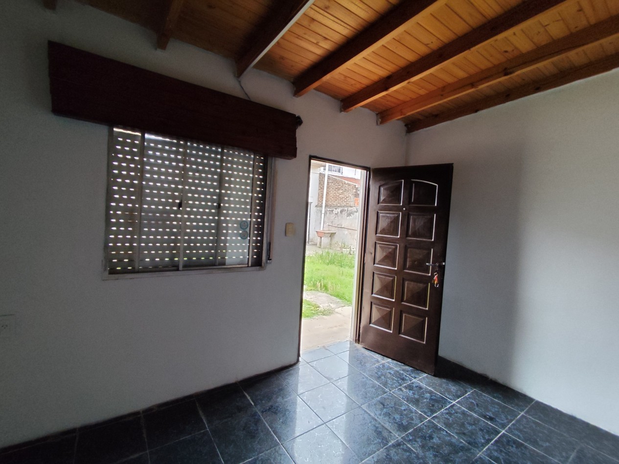 VENTA DE LOCALES Y DEPARTAMENTOS