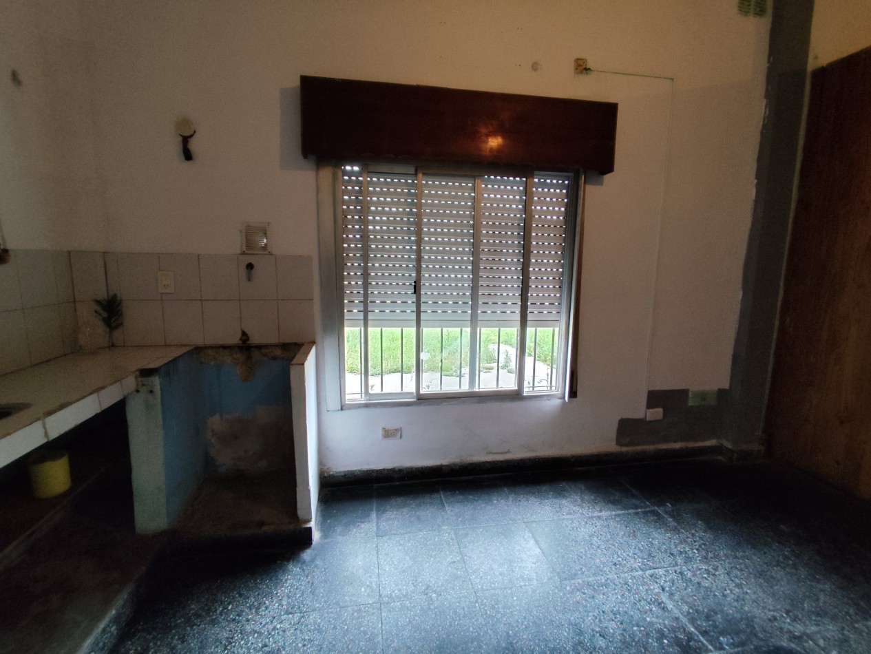 VENTA DE LOCALES Y DEPARTAMENTOS