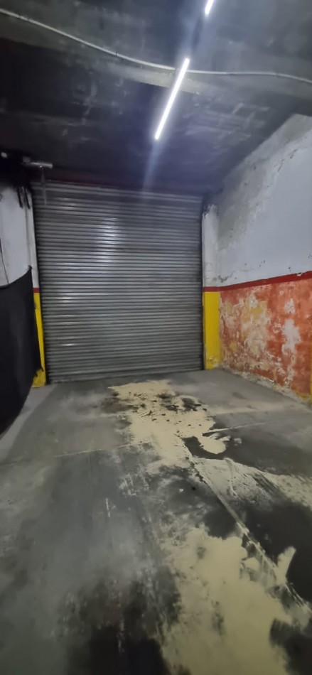 SE VENDE LOCAL/DEPOSITO
