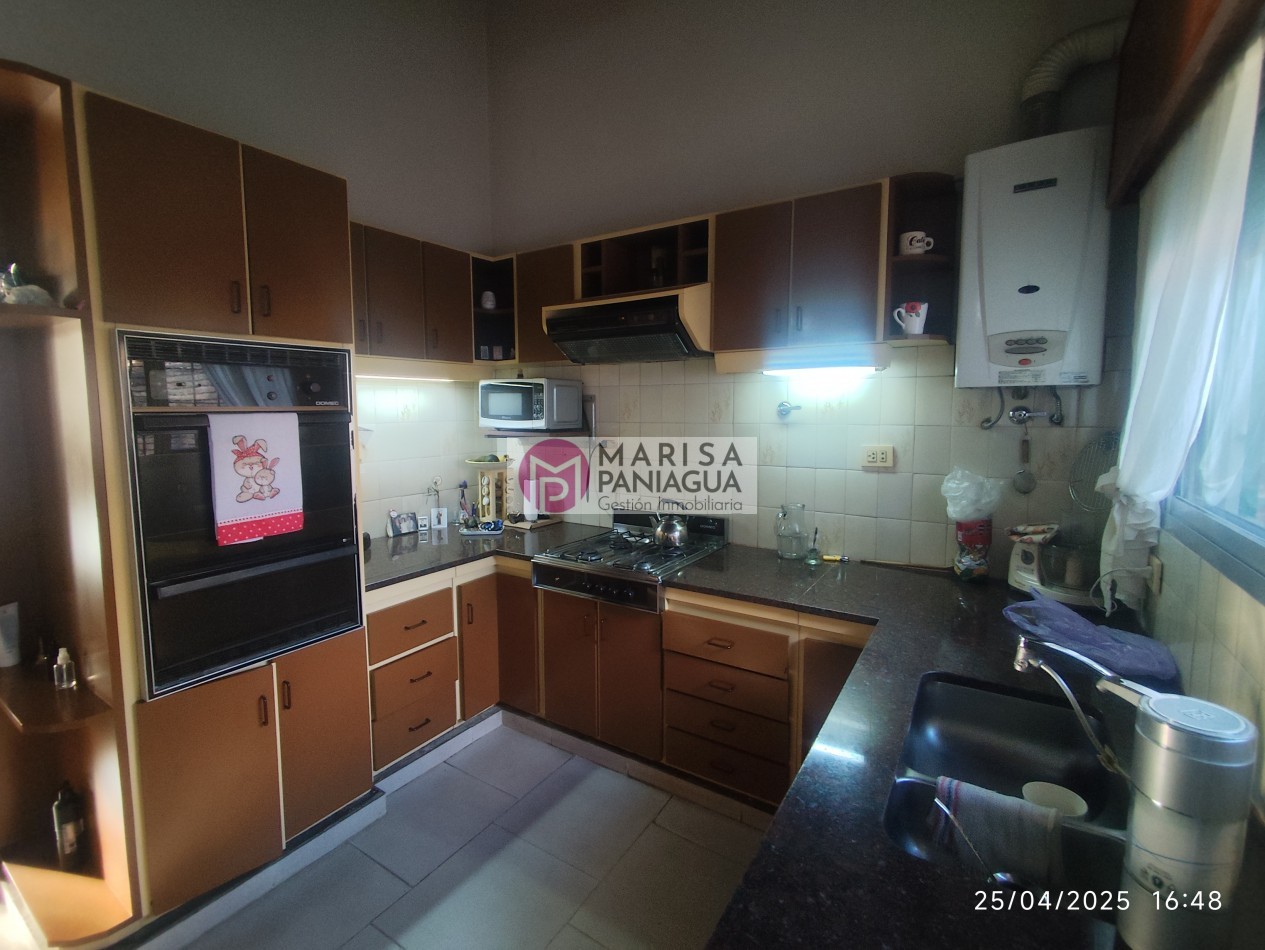 VENTA DE IMPECABLE CHALET