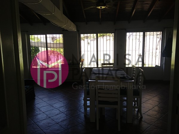 CASA A LA VENTA
