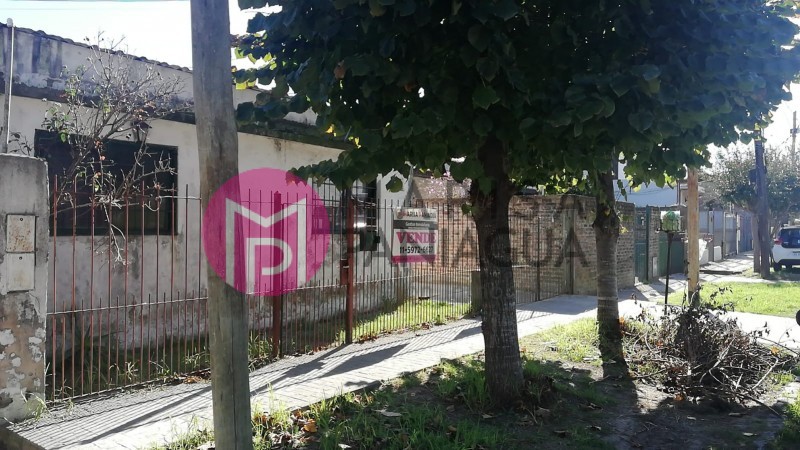 VENTA DE CASA SOBRE LOTE DE 580 mtr2