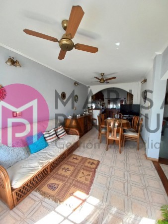 CASA DE DOS PLANTAS CON LOCAL