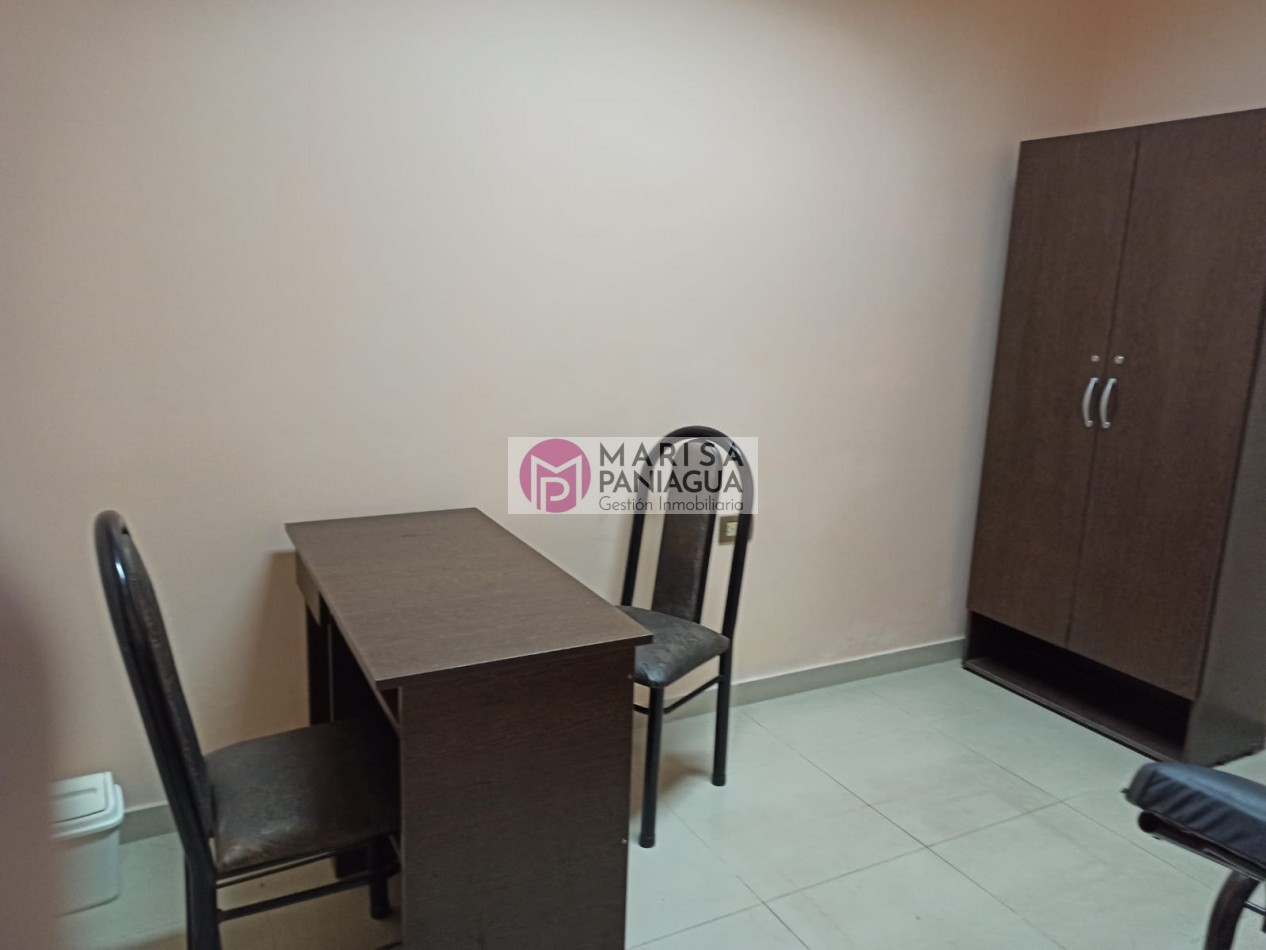 SE ALQUILAN CONSULTORIOS