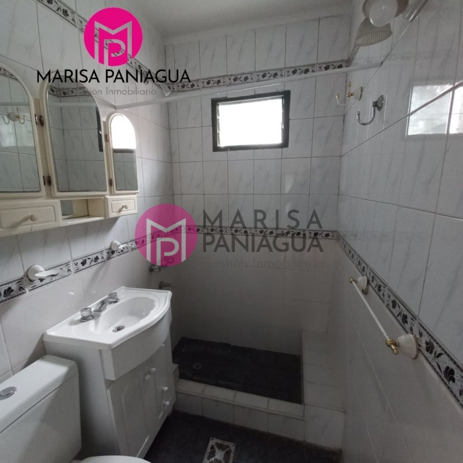 CASA 4 AMBIENTES EN VENTA