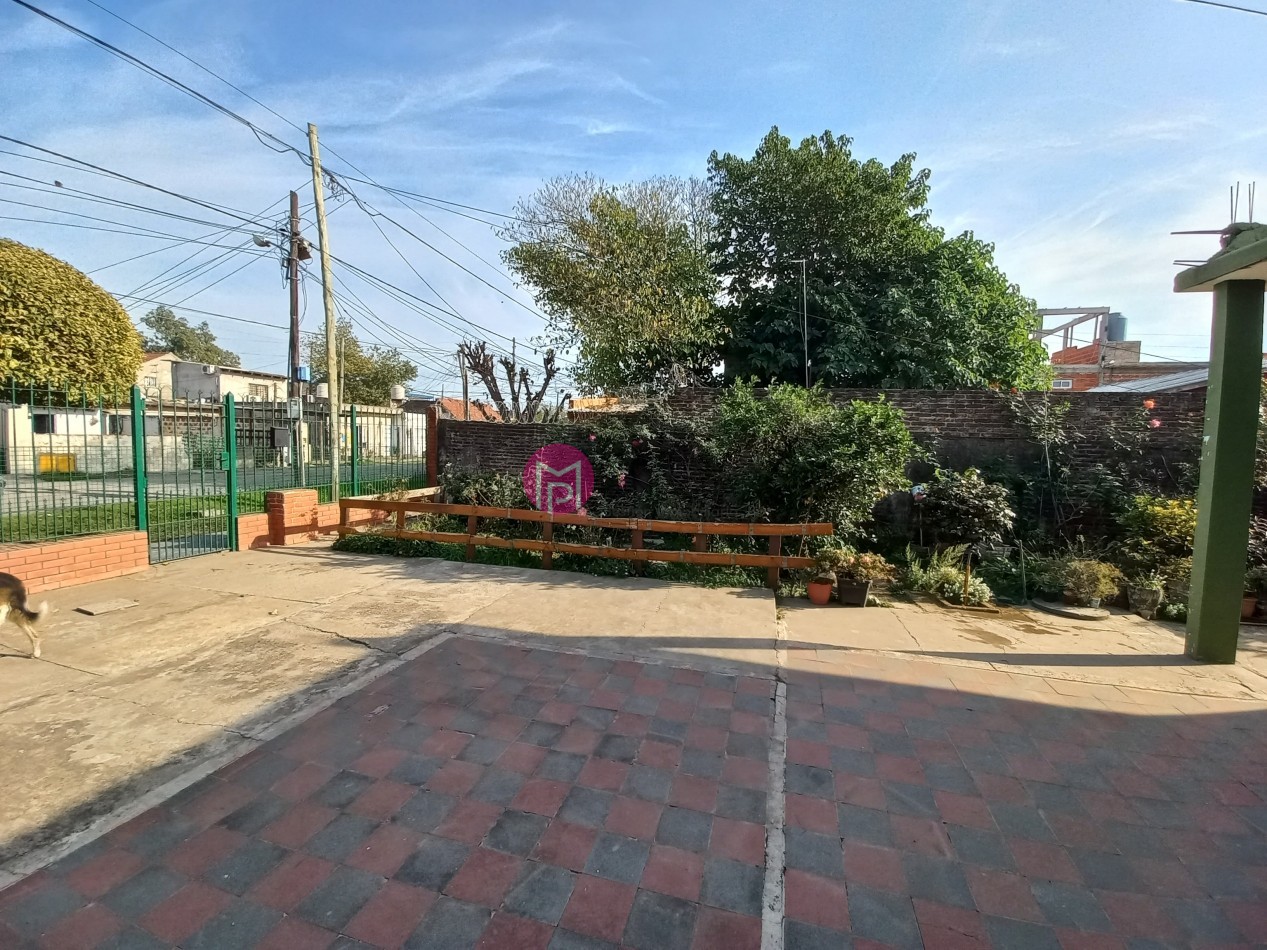SE VENDE CASA