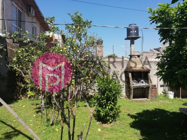 CASA A LA VENTA