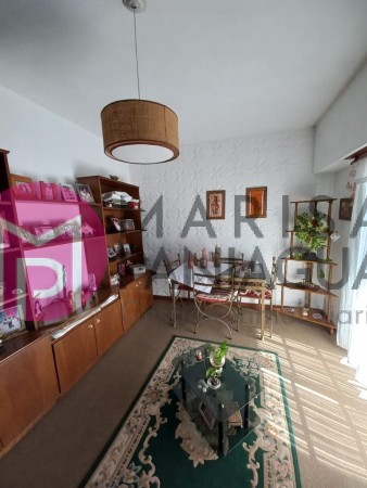 CASA DE DOS PLANTAS CON LOCAL