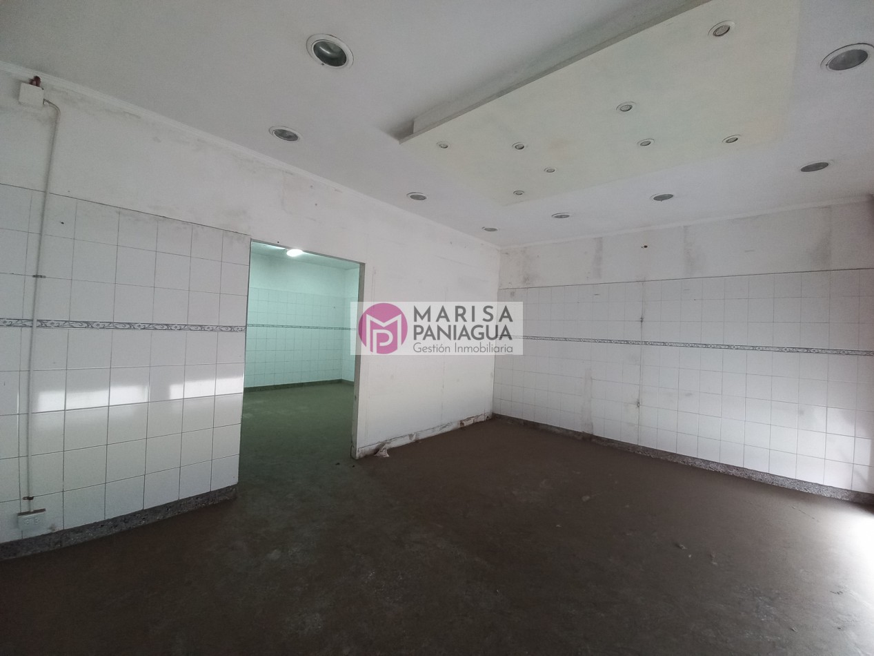 VENTA DE LOCAL Y VIVIENDA