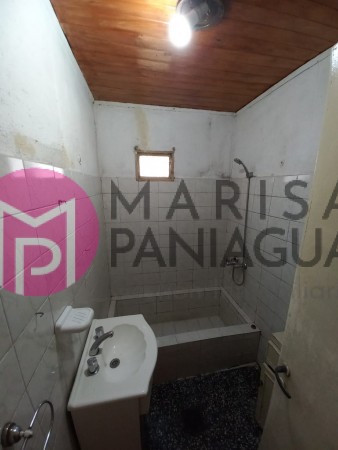 CASA DE DOS PLANTAS CON LOCAL