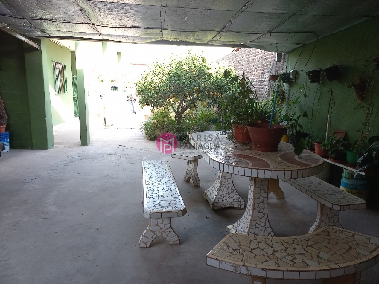 SE VENDE CASA