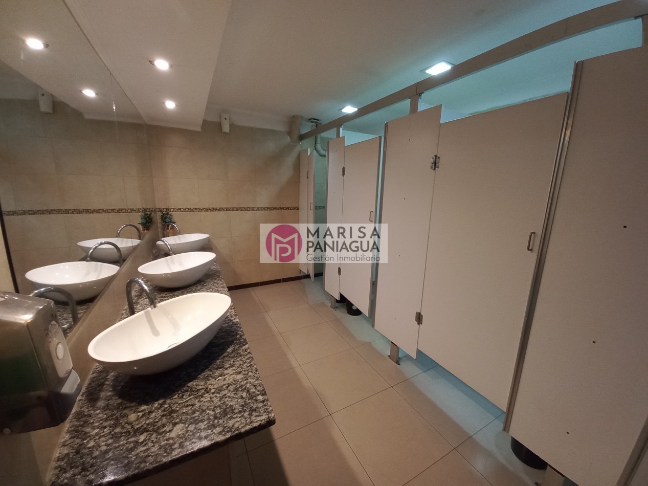 VENTA DE SALON/LOCAL  PARA EVENTOS