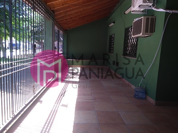 CASA A LA VENTA