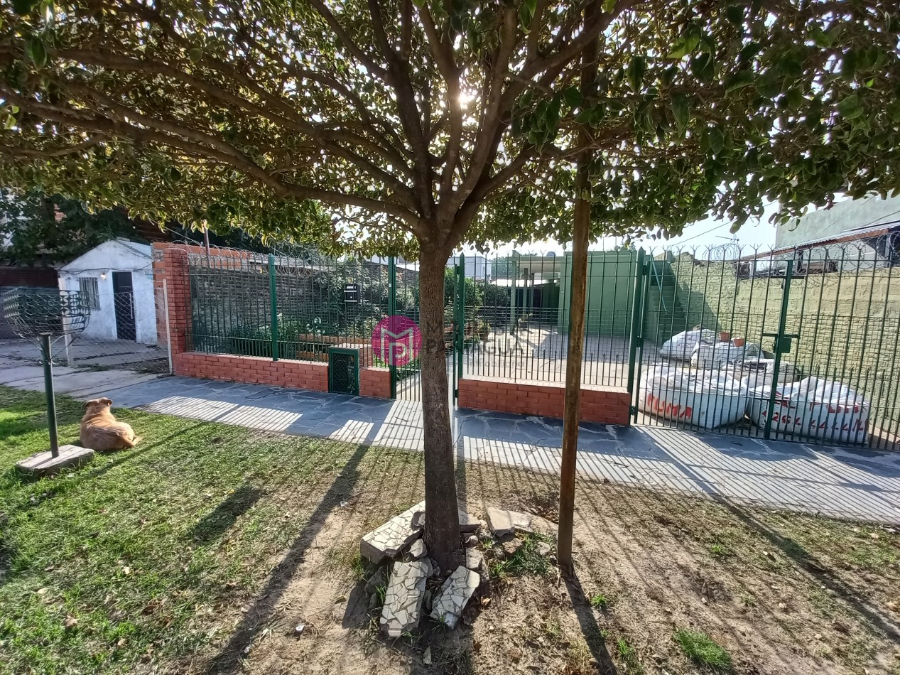 SE VENDE CASA