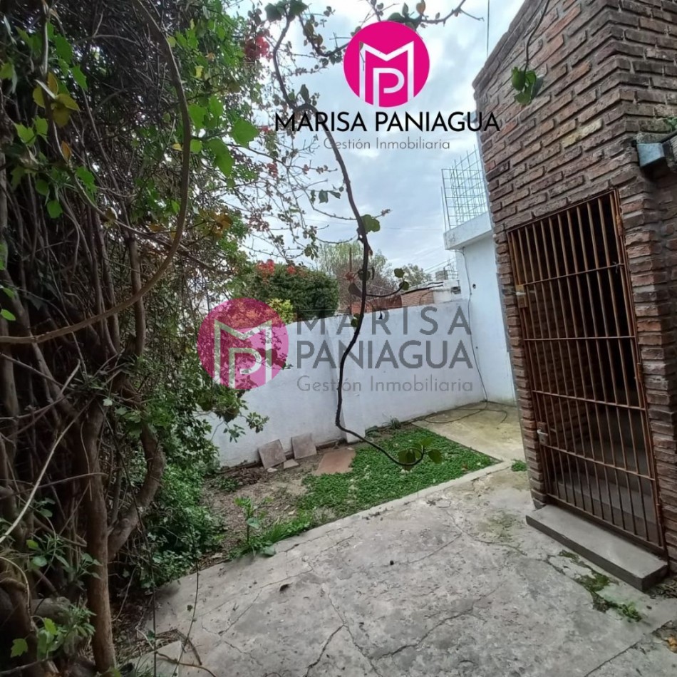 CASA 4 AMBIENTES EN VENTA