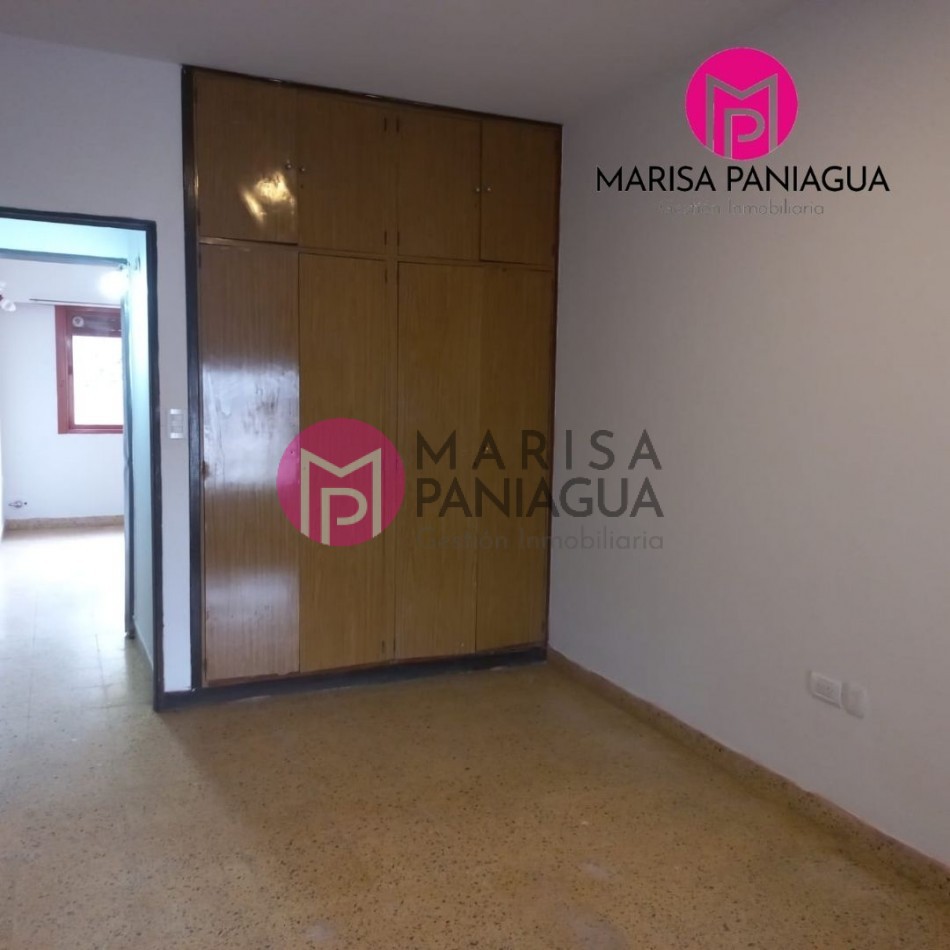 CASA 4 AMBIENTES EN VENTA