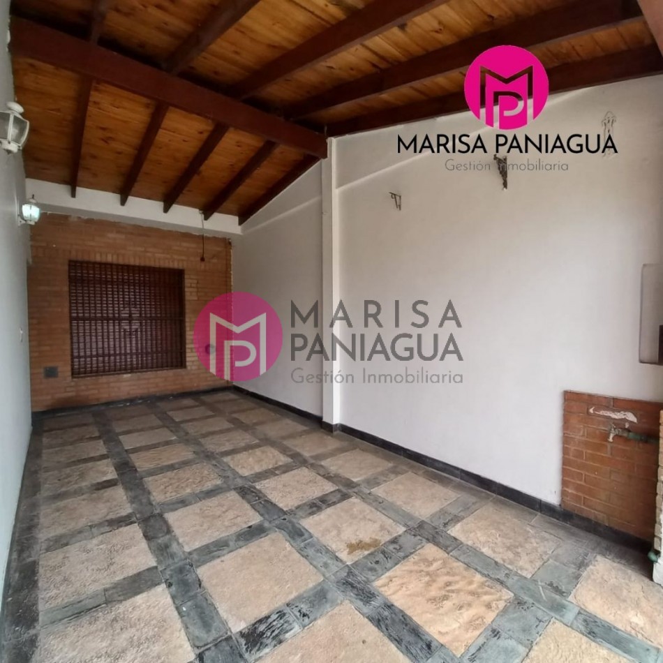 CASA 4 AMBIENTES EN VENTA